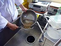 P1030678s.JPG (14646 バイト)