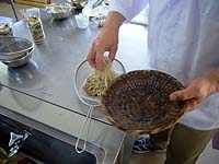 P1030690s.JPG (12763 バイト)
